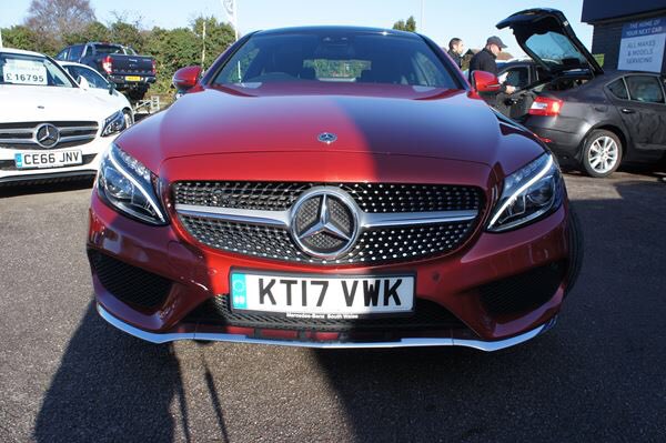 Sinclair_Direct's tweet image. Our forecourt is fully OPEN...with over 100 quality and competitively priced cars ready for you - such as this sporty, stylish and highly spec'd Mercedes-Benz Coupe C250 AMG Line Premium WAS £25,995 NOW £22,995.

Search / Finance / Collect at sinclairdirect.co.uk/used-car-searc…