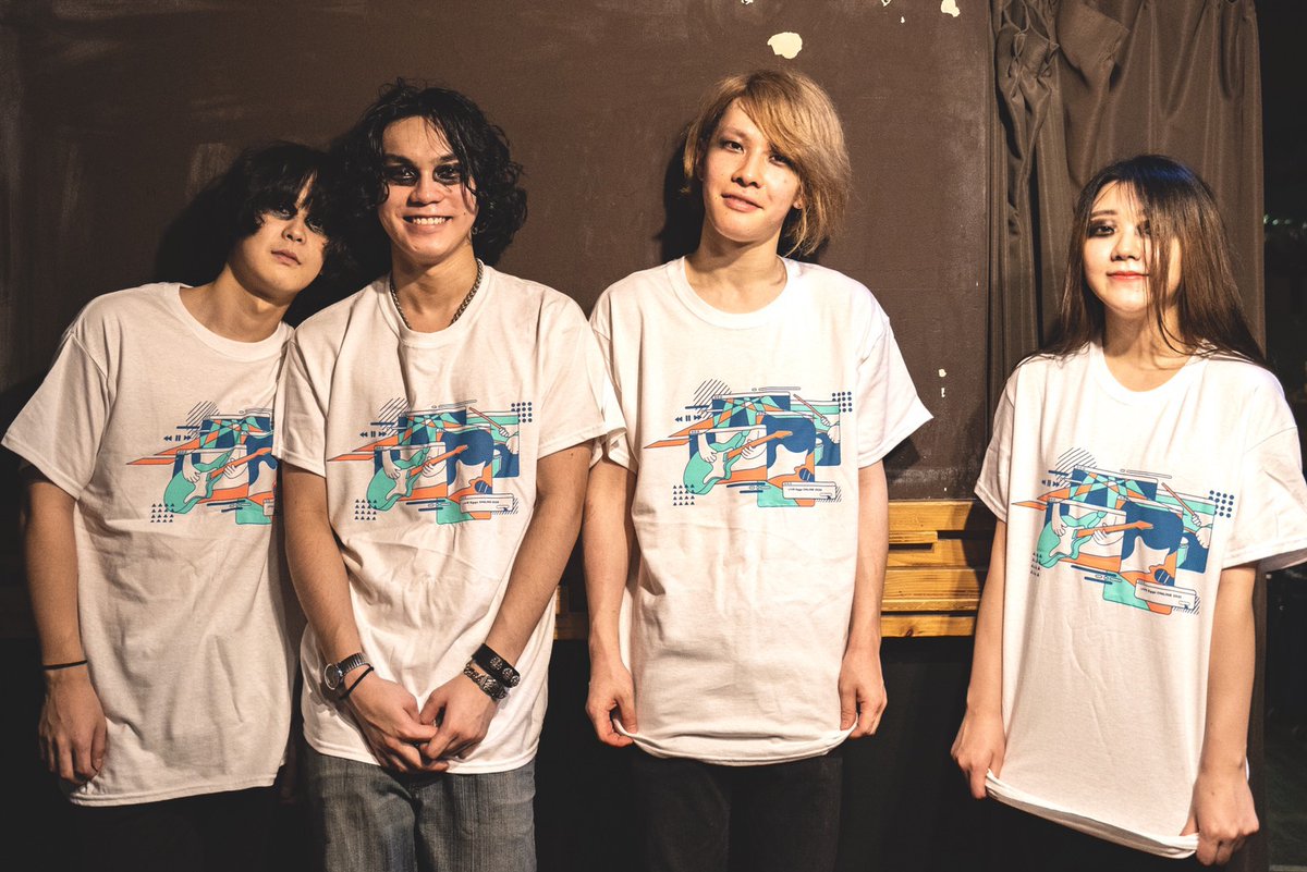 Eggs_music's tweet photo. ð£Live Eggs ONLINE 2020ð£
æå¹ã¹ããŒãžã«åºæŒããŠãããSULLIVAN's FUN CLUBã®ã¿ãªããããªãã£ã·ã£ã«Tã·ã£ããçãŠãããŸããðð»ââïž
ç±ãã¹ããŒãžãããããšãð¥
äžèšã®ãªã³ã¯ããåºæŒè
ã®ã°ããºçã賌å
¥ã§ããŸãïŒ
ãã²ãã§ãã¯ãïŒð
âŒ
https://t.co/7aqwaiuNOA
#eggslive #eggsmu @sullivanfunclub https://t.co/aBpYO6IGGF