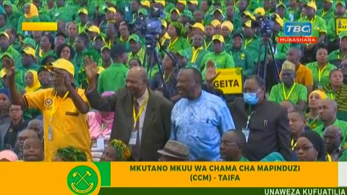 BestaMlagila's tweet photo. #UpinzaniSiUadui
#Lipumba
@augustine_mrema
na #Cheyo ndani ya Mkutano Mkuu wa
@ccm_tanzania https://t.co/PxkvWGFrDE