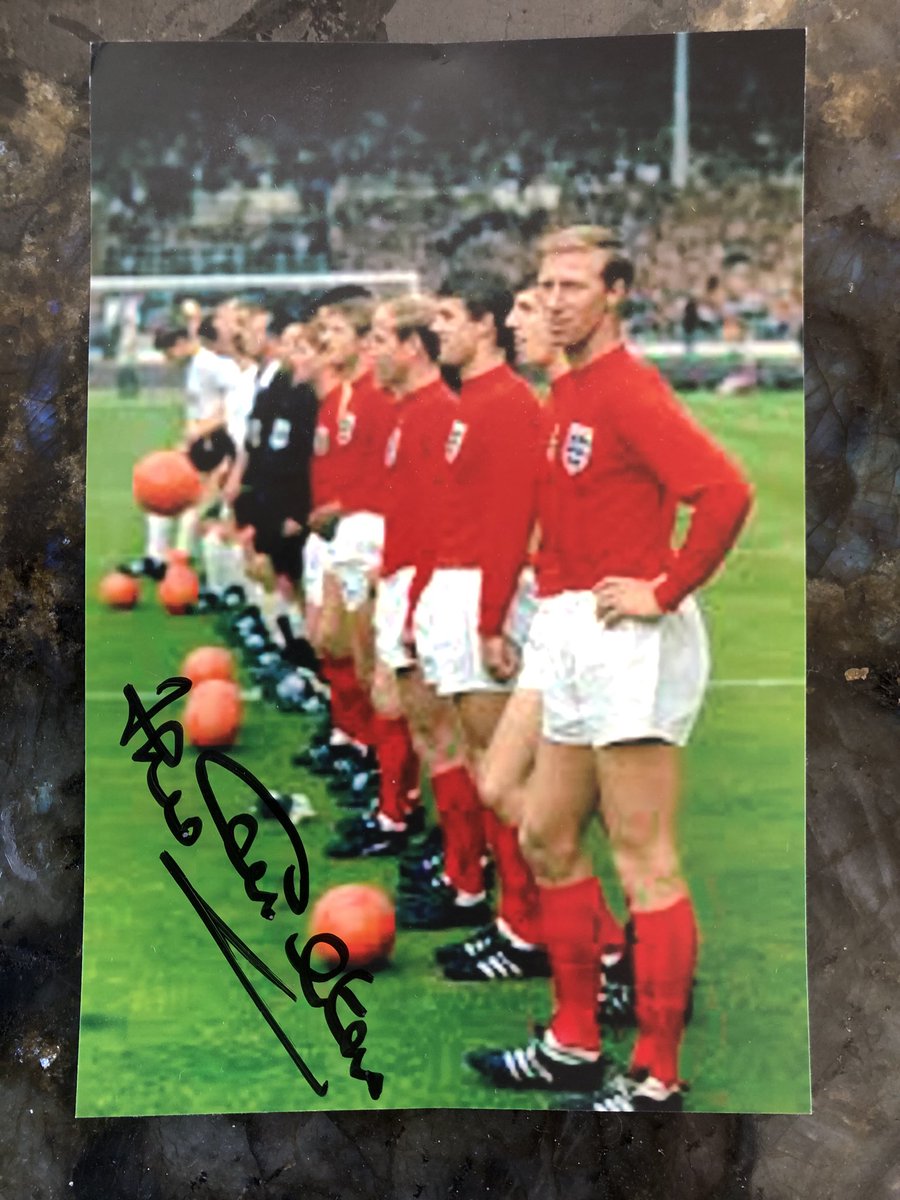 henrywinter's tweet photo. Sad, sad day. RIP Jack Charlton. Epitome of the word legend. A winner as a player, gave everything for #lufc and #eng. Inspirational manager and wonderful company. He lived the fullest of lives and enriched so many lives. Thoughts with Jack’s family and his many, many friends. https://t.co/slwoYHYWmM