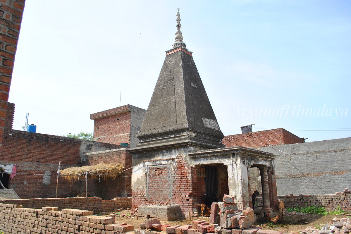 49•One more ruined Hindu temple in Eminabad, Gujranwala.