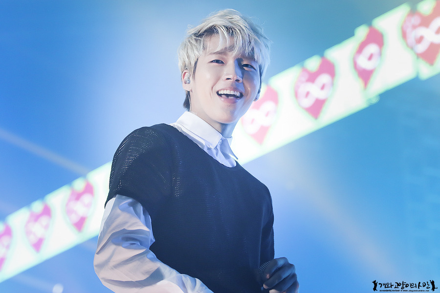 hourlywoohyun's tweet photo. https://t.co/QXriKWTXVn