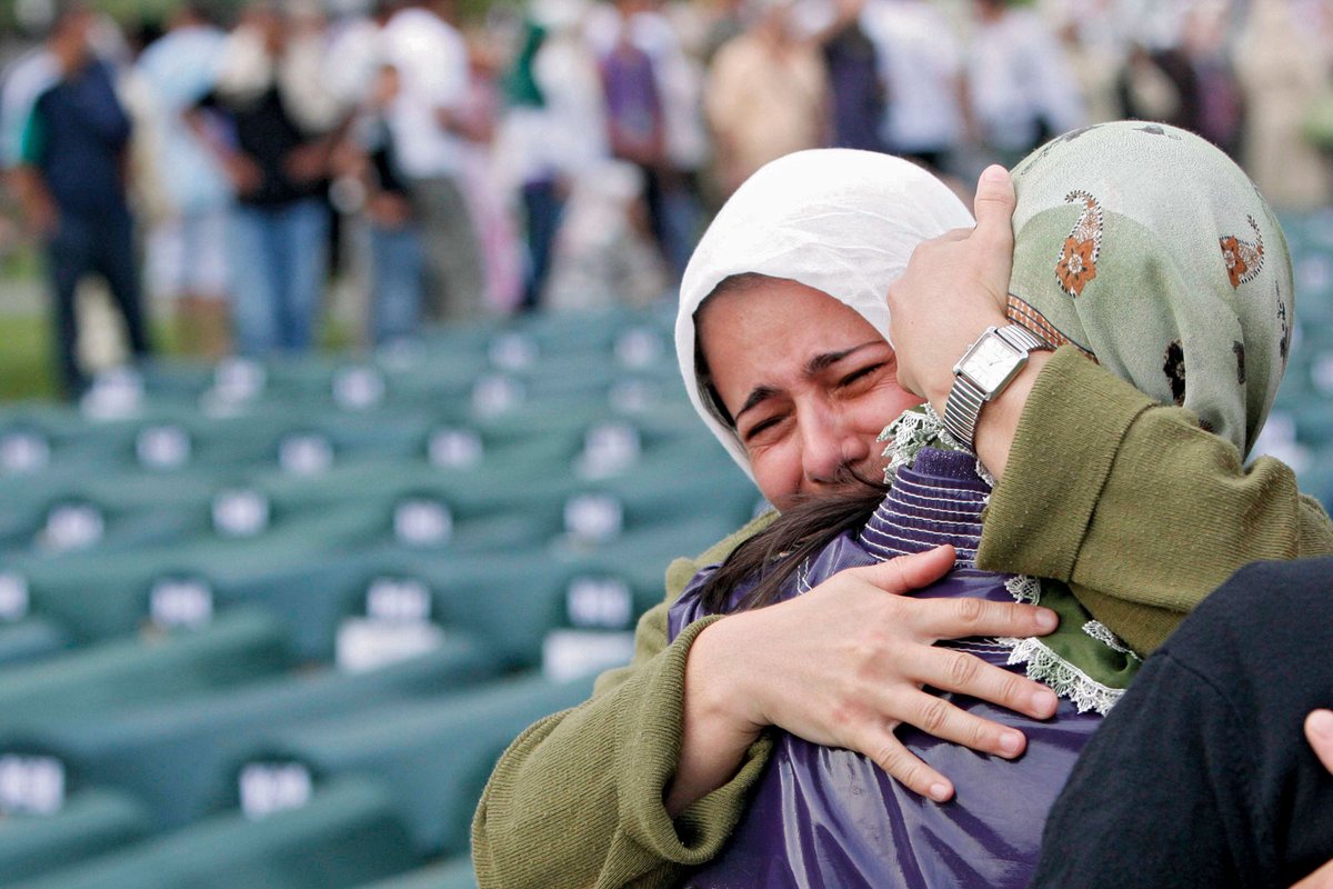 HarisShOfficial's tweet photo. On this day in 95 at Bosnian town of Srebrenica, thousands of Bosnian Muslims were massacred or raped by Serb supremacist terror groups under the watch of global community. These were one of major grave crimes against humanity in history of Europe being part of Bosnian Genocide. https://t.co/QeMoPfjip1