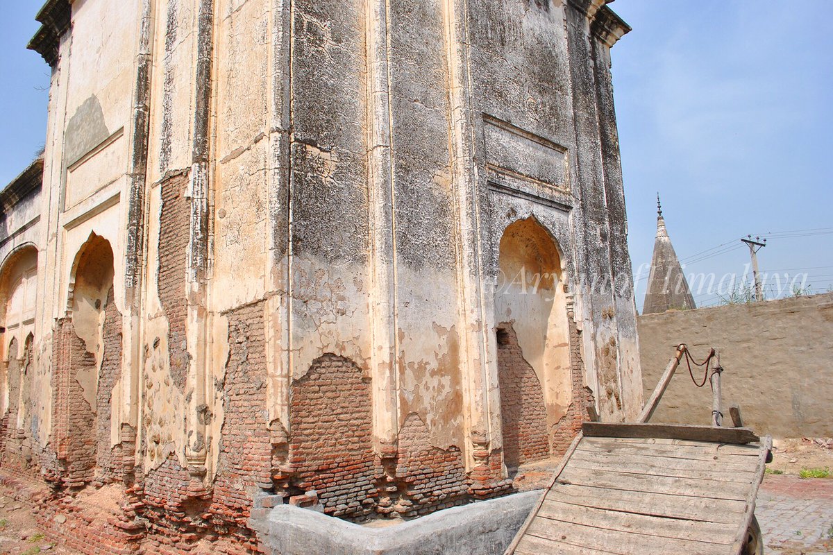 51•An old ruined temple of lord shiva. Eminabad,  #Gujranwala, Pakistan.