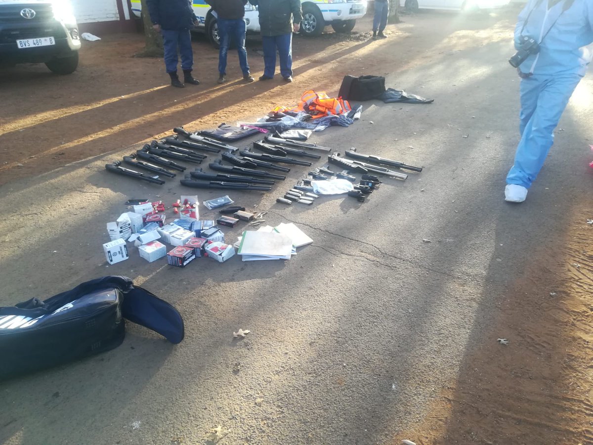 SAPoliceService's tweet photo. #sapsGP Early hours this morning #SAPS was alerted to a hostage situation &amp; shooting @ International Pentcost Holiness Church, Zuurbekom, 30 suspects arrested &amp; seized more than 25 firearms. 5 fatalities are confirmed. The scene is still active with SAPS Hostage Negotiators. TM https://t.co/5sMjYkYFjg