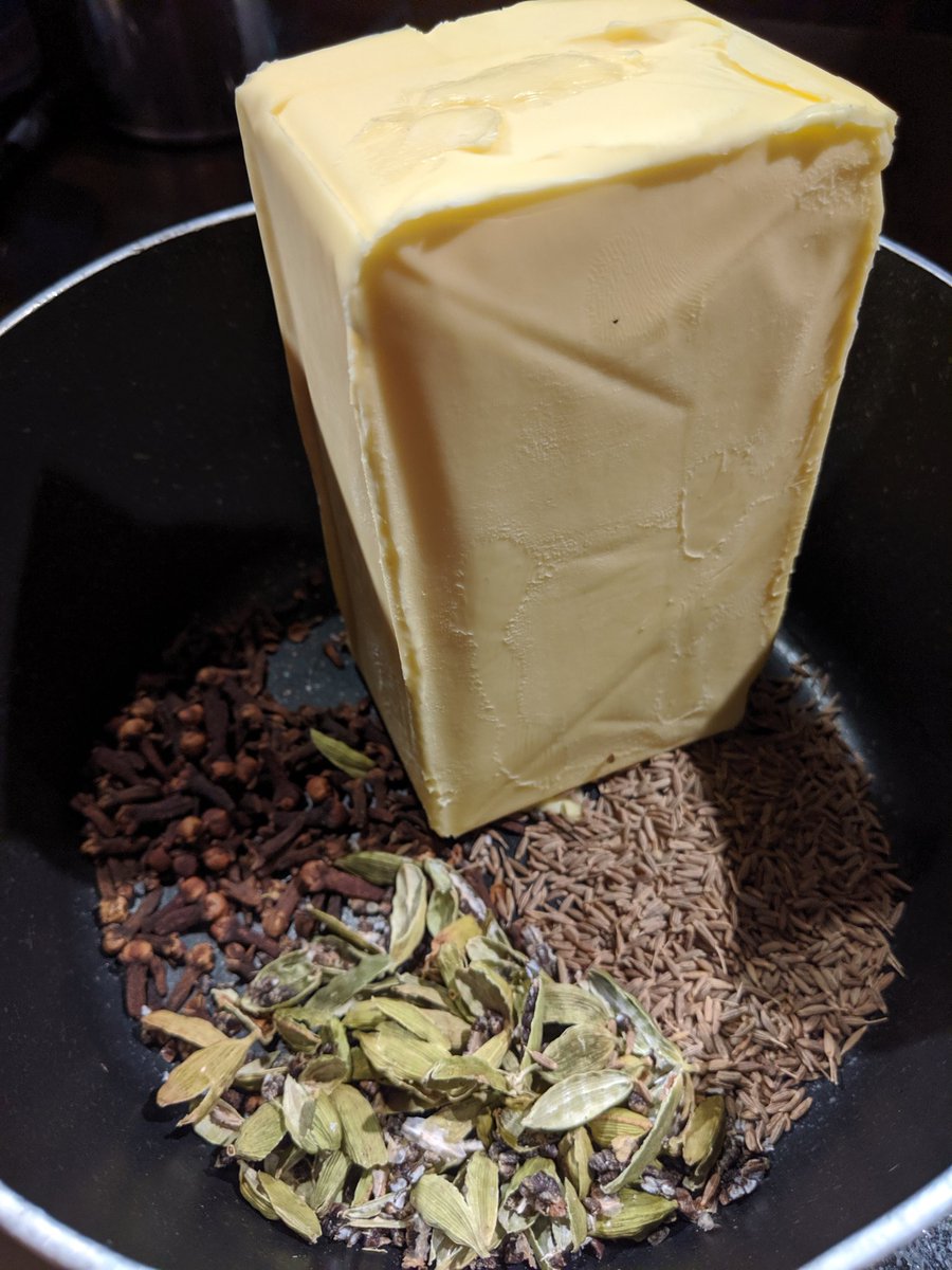 ぺチョリーヌ Puipuiはモルカー Purupuruはバリ屋 やばいですね ٩ ๑ ᴗ ๑ ۶ On Twitter バリ屋のカレーはゼロカロリー ϖ 使用するバターは 一切れだけ ペチョリーヌ ばりぬま やばいですね