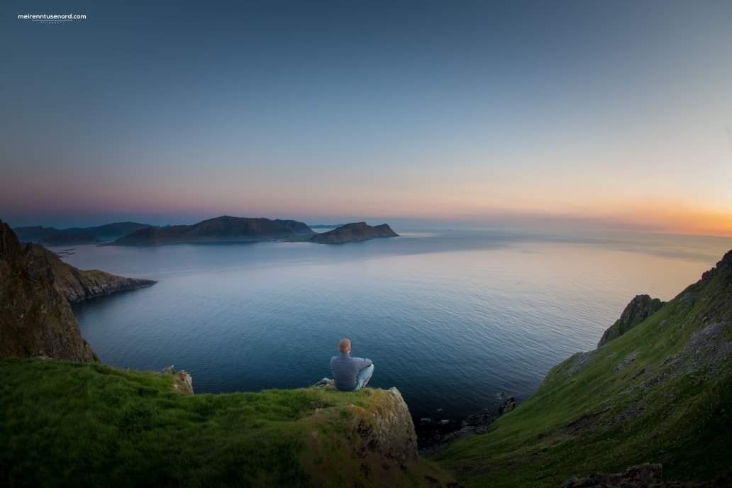 It's the weekend! Have a great one everybody 😍 From Runde. Photo Kristoffer Nærø Ytterland #Norway #photography <a href="/VisitAlesund/">Ålesund & Sunnmøre</a> <a href="/fjordnorway/">Fjord Norway</a>