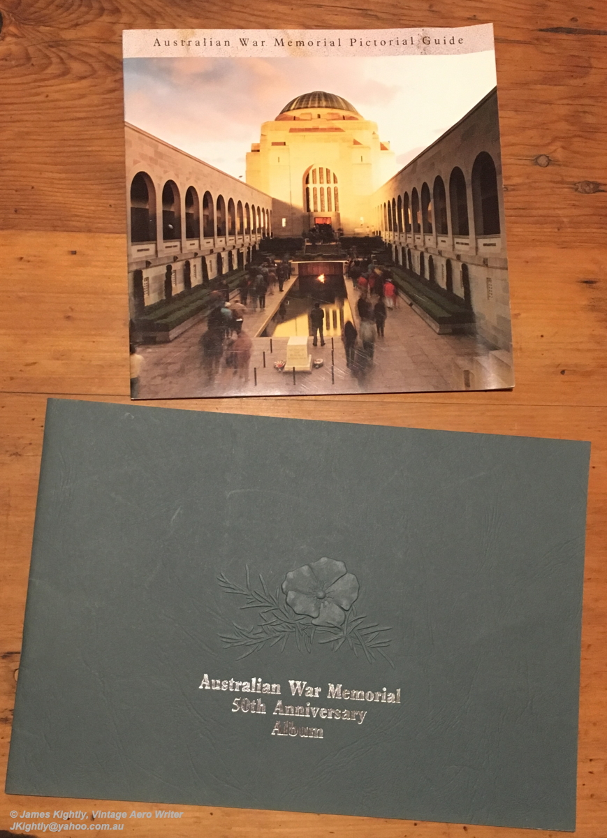 4/n Other guides exist, here a 50th anniversary photo album showing the history of the  @AWMemorial itself, and a photo guidebook.