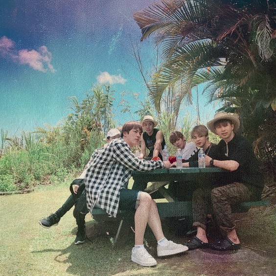 this looks so old bsbdhdbd,, Jinkook