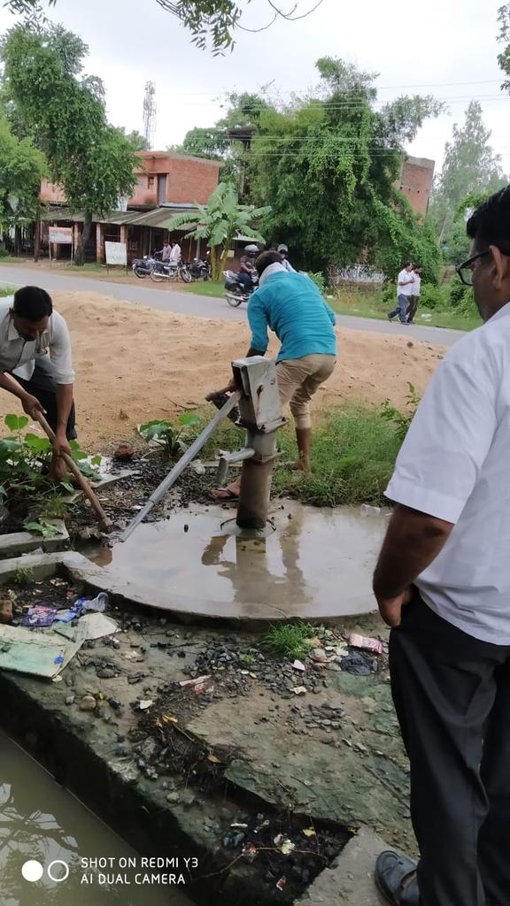ग्राम पंचायत सद्दरपुर में सफाई अभियान चलाया गया