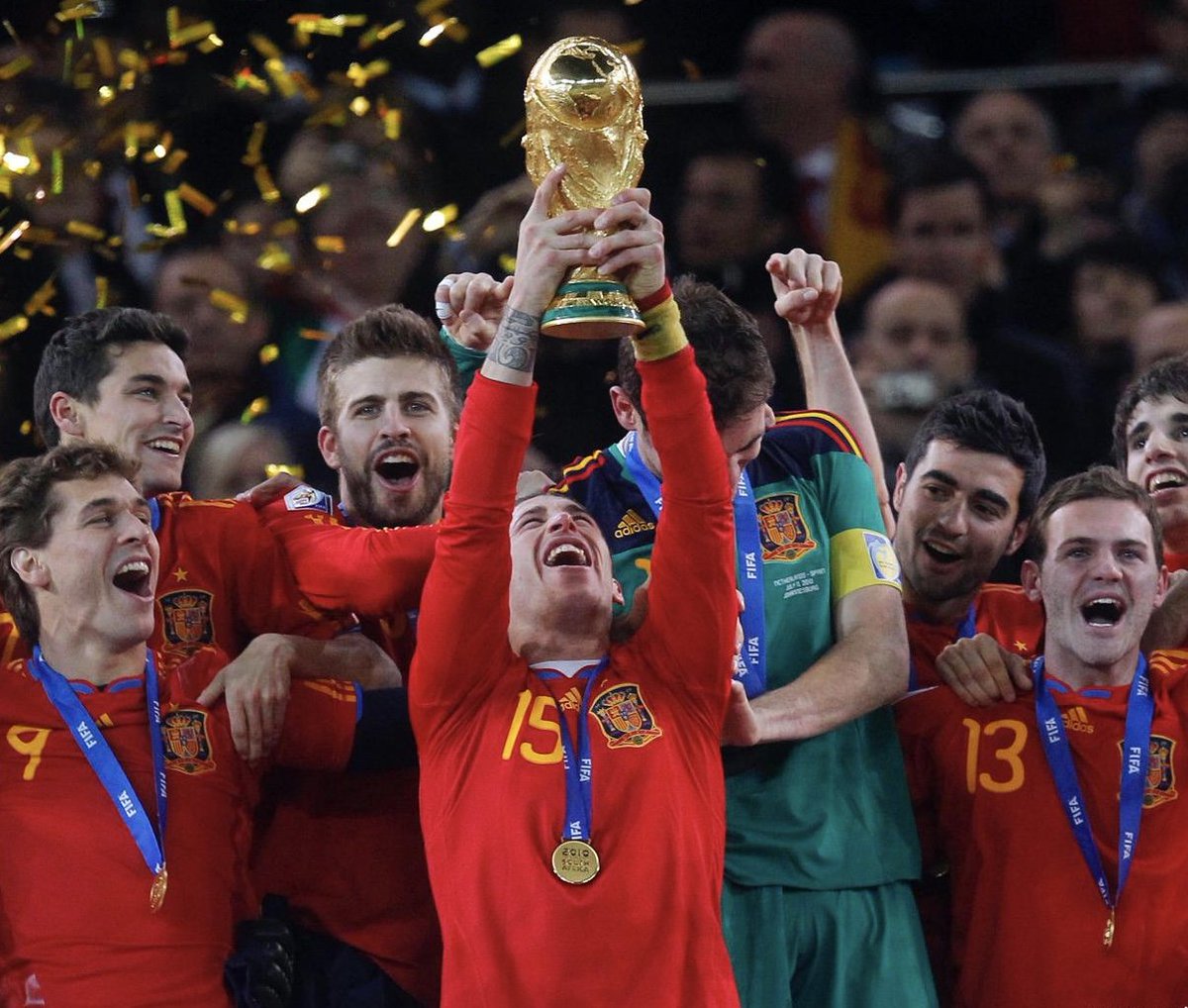 10 años del día en el que todos fuimos felices. 🇪🇦⭐
10 years since the day we all were so happy. 🇪🇦⭐
#VamosEspaña #Mundial2010