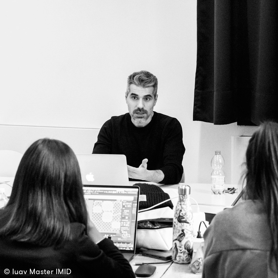 Iuav IMID Journal: Rendering e Post-produzione: mappatura della sedia... iuavimidjournal.com/2020/02/render…