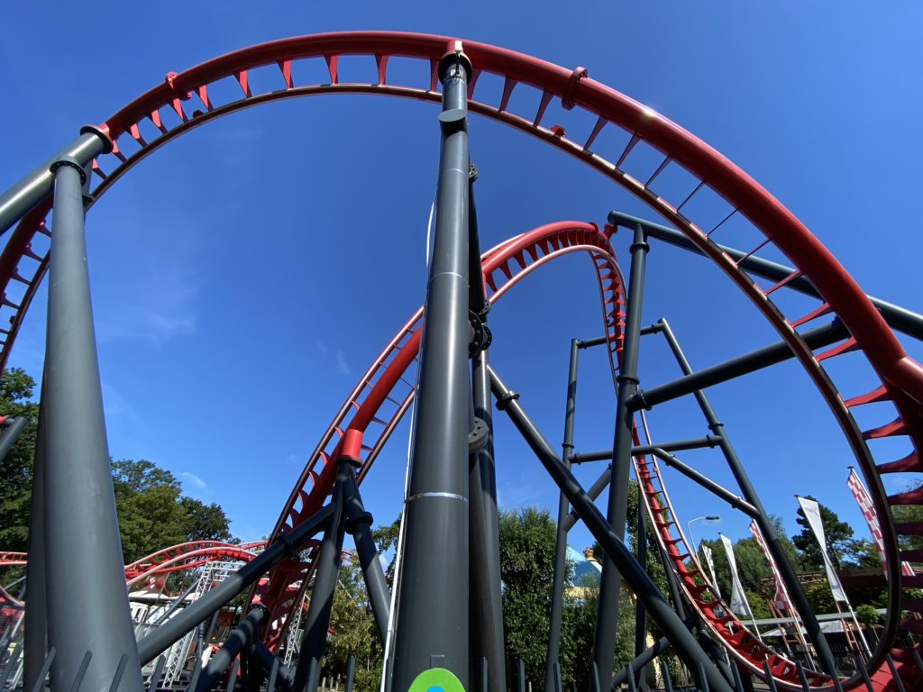 ThemeParkWW's tweet photo. Formule X is a fantastic Maurer X-Car that features an impressive layout with a forceful LSM Launch! #FormuleX #Drievliet https://t.co/DN9rPKPtVX