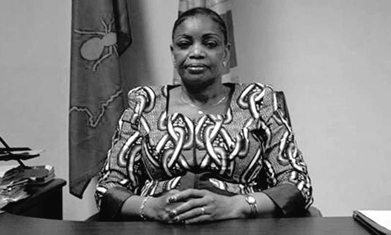 Ève Bazaiba Masudi  @Evebazaiba~~~~~~Née le 12 août 1965 à Kisangani dans la province Orientale, est une femme politique du Congolaise, élue Députée Nationale du territoire de Basoko (province Orientale) en novembre 2011. @AmbassadorIleka  @SORAZIZ  @exxousia  @Golva6  @Gkk242