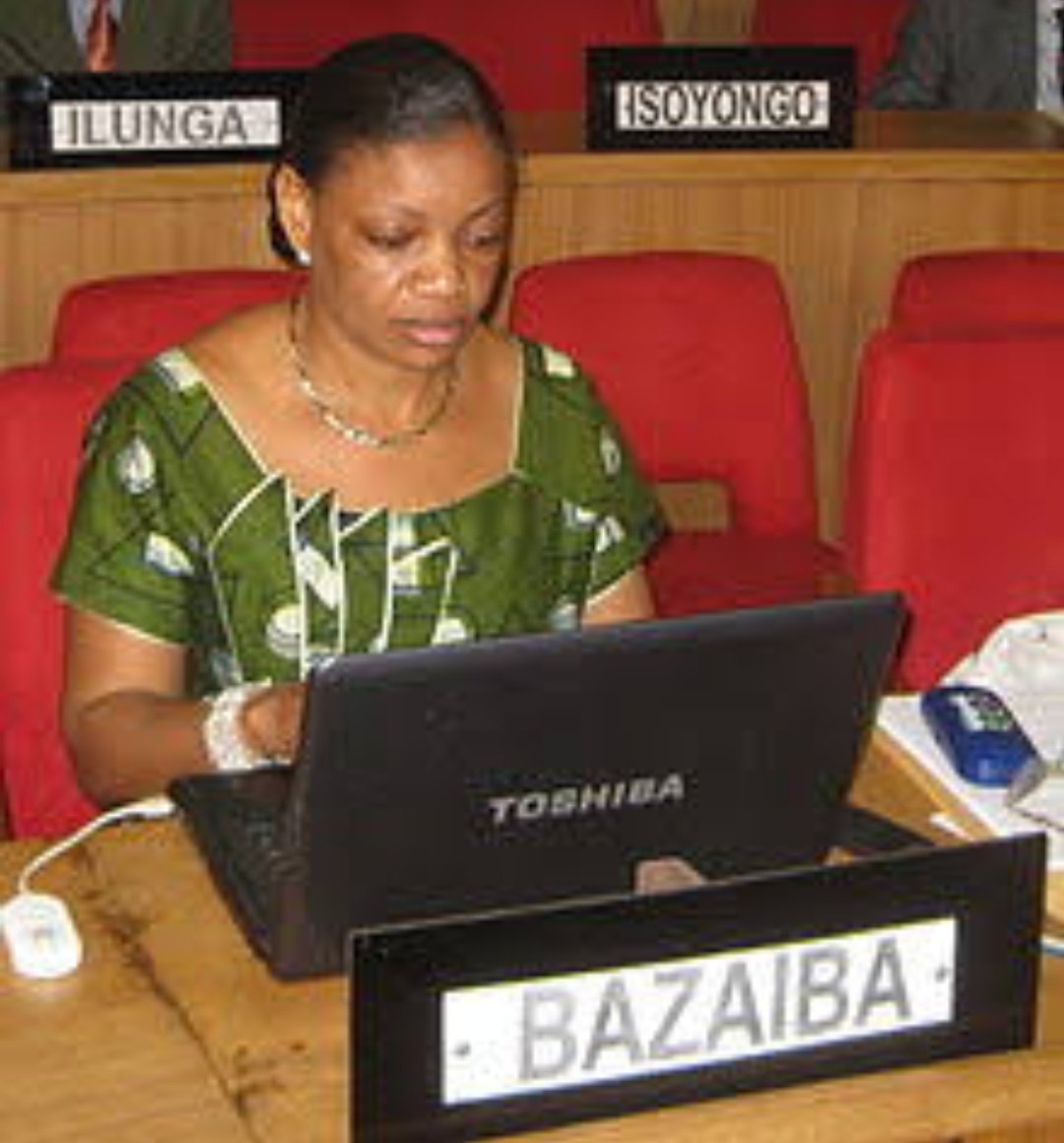 2007, elle est élue au sénat en tant que membre du MLC par l’assemblée provinciale de Kinshasa. Actuellement, elle est élue députée nationale et dirige l'une des commissions permanentes de cette institution.