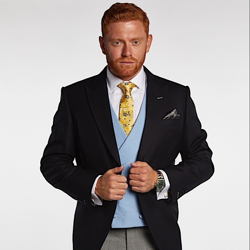 dress2killuk's tweet photo. Dress2Kill, The Wedding Specialists.

With weddings of up to 30 people now allowed throughout England, get in touch today to arrange a fitting for your bespoke wedding suit.

#Dress2Kill #TailoredSuit #BlackTie #WeddingSuits #TweedSuits #ExclusiveDesign #Fashion #Suit #SuitUp https://t.co/auNAeId4vn