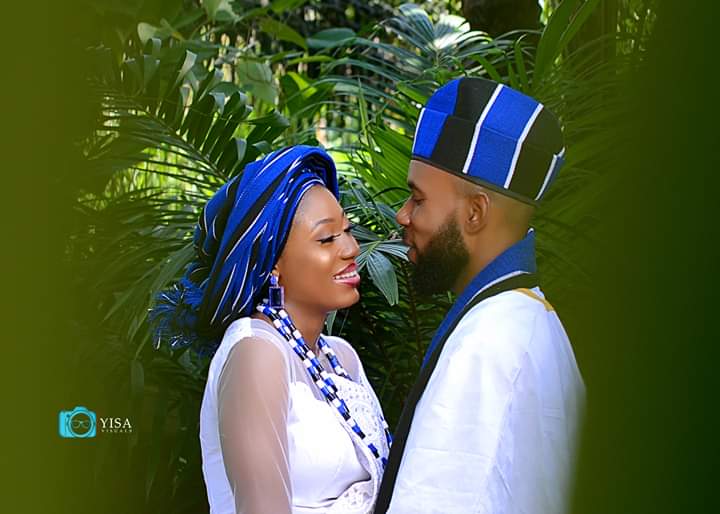 The amount paid for the brass bars varies from family to family according to social status.THE WEDDING CEREMONYThe arrival of the groom and his people is marked with alot of fun fair and feasting(Uganyahuonyewe) in the bride's house.5/9 #BenueTwitter