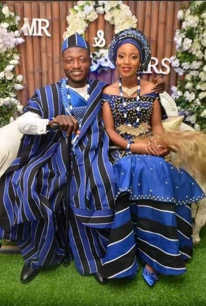 A bride is regarded a wife only when a gun is hot at least once on her arrival at her husband's house in company of her friends.There's shouting(Ekwuta jeije, jeije jeeeeeehhhh) and jubilation in the groom's compound.6/9 #BenueTwitter