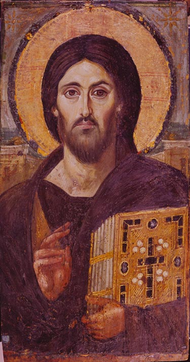 नंतर इस्लाममध्ये असलेल्या प्रतिमांच्या निषीद्धपणामुळे चर्चच्या चित्रकला,अलंकारिक प्रतिमा,दर्शविलेले चेहरे प्लास्टरने झाकण्यात आले.सुलतान मेहमद२ने वास्तुची डागडुजी केली,मिनार बांधला.नंतर मुलगा बायेझिद२ने दुसरा मिनार,नातू सलिम२ने अजून २मिनार बांधले. त्यामुळे मिनार वेगवेगळे दिसतात.