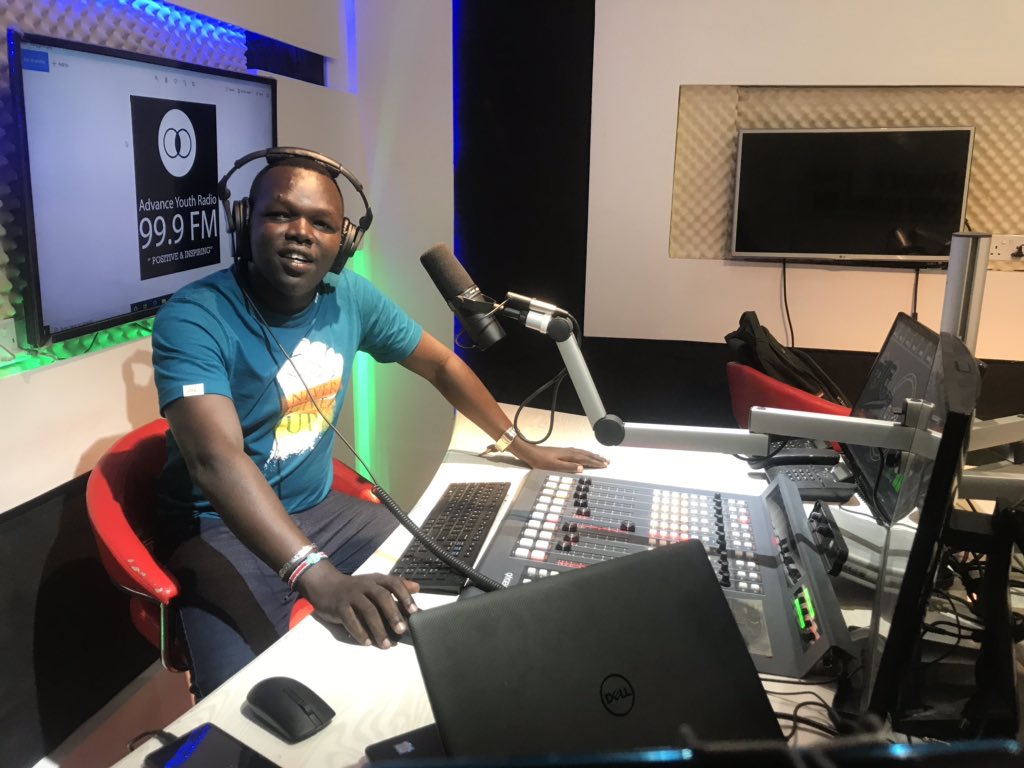 GivenPraize's tweet photo. Today meet Mr. Tabule Isaac Victor the Founder and CEO of Youth Helath Agency an indeginous organization that mainly focus on Youths health in relation to drug addicts.. https://t.co/BuW3AwZAUJ https://t.co/utr0JEHGLK