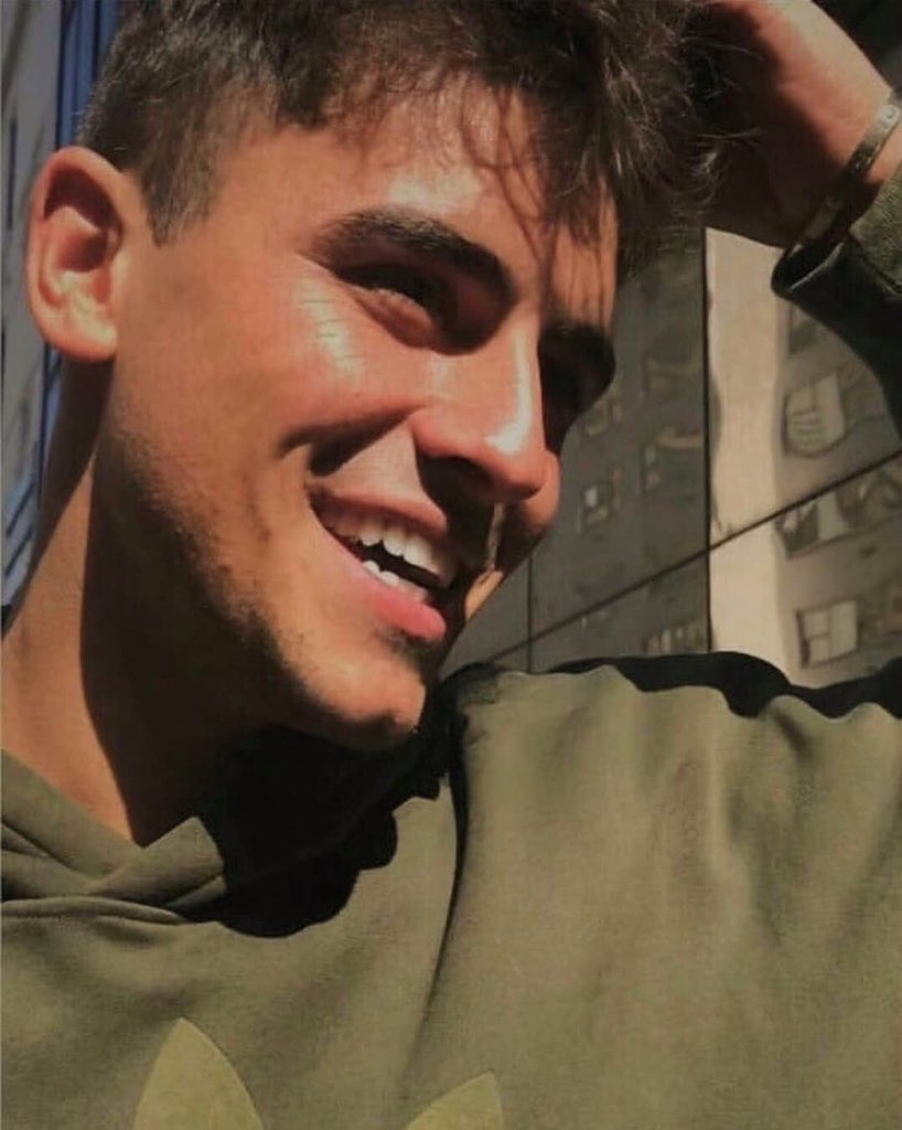 that damn smile🥺