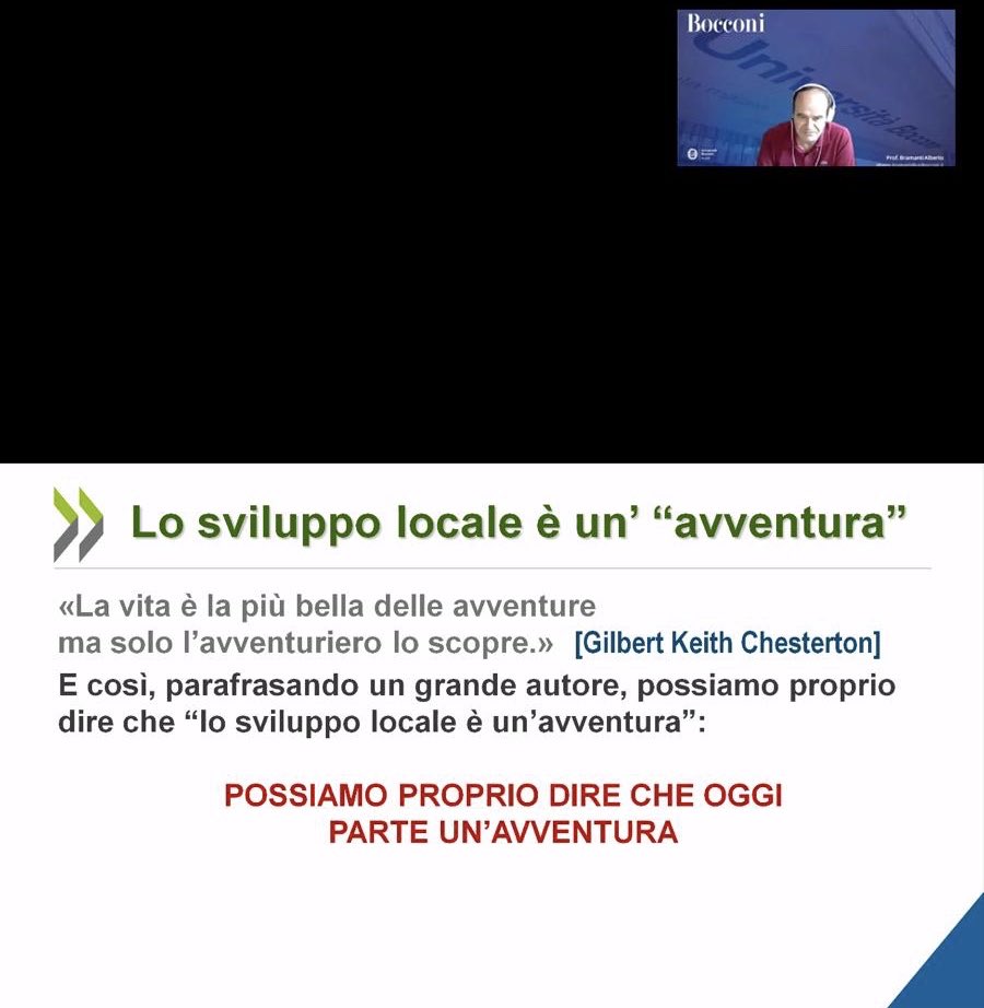 Francescadesa_'s tweet photo. Questa mattina, cerimonia conclusiva della #SummerSchool per amministratori locali di #ANCIFVG. Esperienza stimolante e formativa che ha arricchito il nostro bagaglio e ci ha fatto fare rete con altri amministratori del #FVG #Trieste https://t.co/nmmPR7DMIA