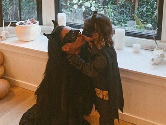 Iexieism's tweet photo. PLEASE DON’T STOP TALKING ABOUT NAYA RIVERA SHE HASN’T BEEN FOUND YET
#PrayforNaya #nayarivera #FindNaya https://t.co/hPf19kVtaQ