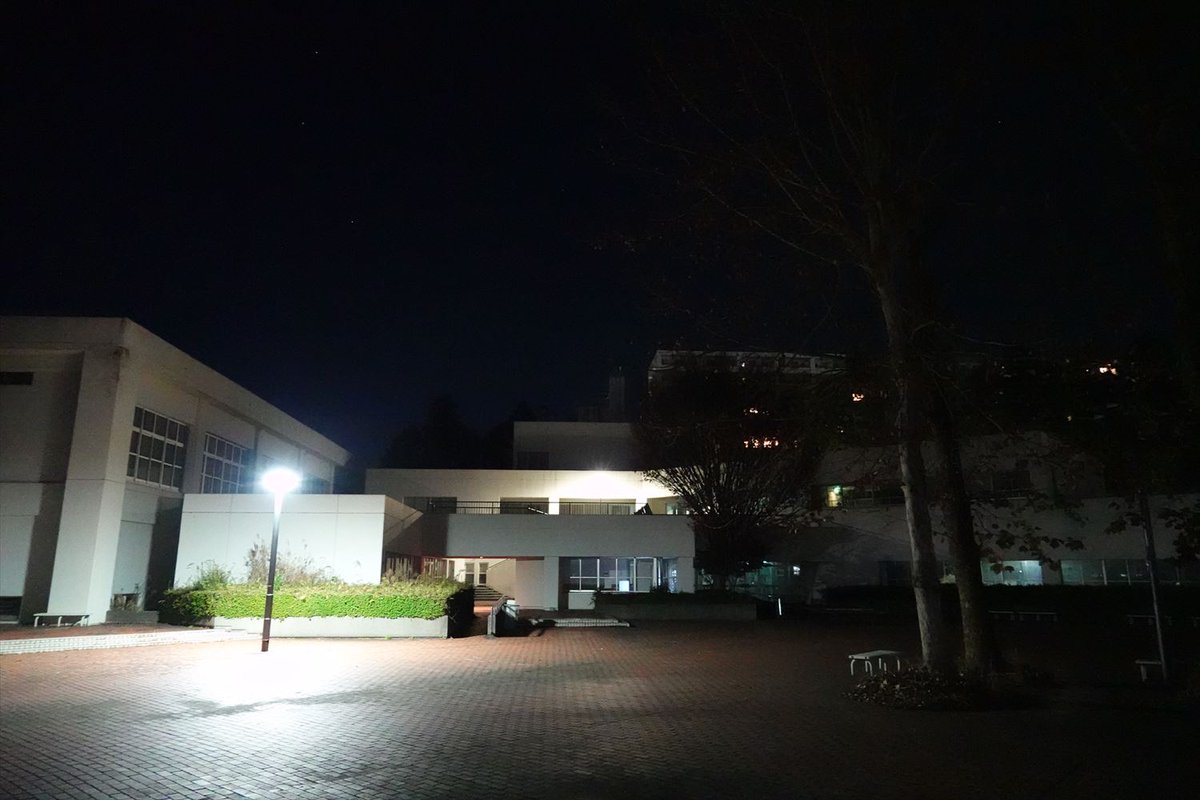 つくサテ学生スタッフ 写真で巡る筑波大学 その2 深夜1時半の春日エリアです 写真正面のラウンジも電気が消えていますね 撮影エリア 春日エリア 撮影日 18年12月19日 バーチャル筑波大学 筑波大学 つくサテ つくサテ学生スタッフ 写真で巡る筑波大学 その2 深夜1時半の春日エリアです 写真正面のラウンジも電気が消えていますね 撮影エリア 春日エリア 撮影日 18年12月19日 バーチャル筑波大学 筑波大学 つくサテ