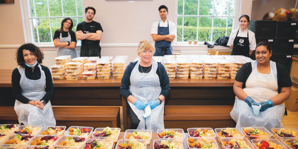 StiritupMag's tweet photo. We have a #SpecialFeature this month from @charliedlima a former finalist in the Country Range Student Chef Challenge. 

Charlie has dedicated his time and talents to cooking meals for the @NHSuk him and his team have been making 600 meals a day 6 days a week🤩👏👏 https://t.co/lVGLqrI06H