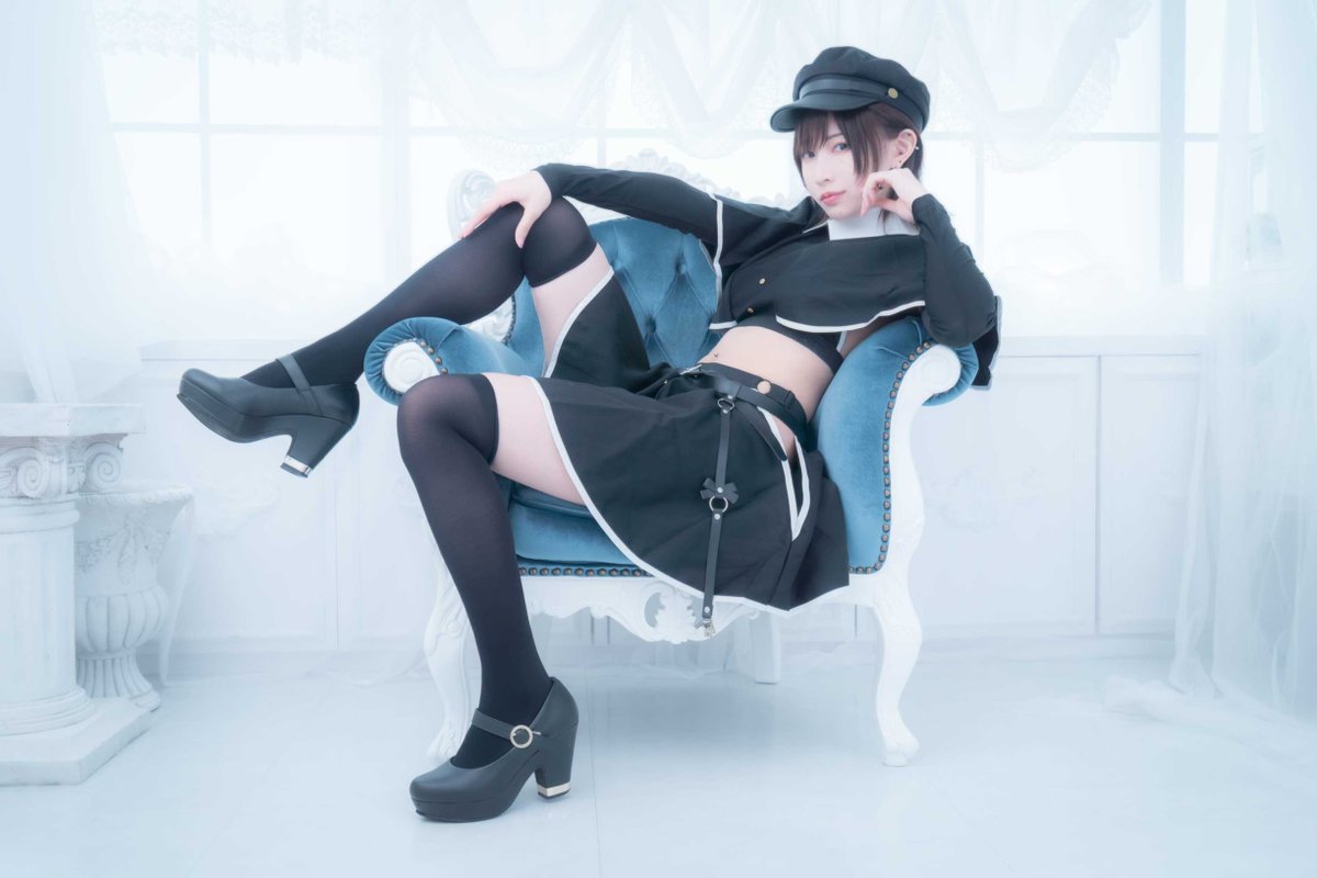 model: 深田りょうさん(@_____ryozzz ) 衣装 : #M企画 ハイカラ学ラン