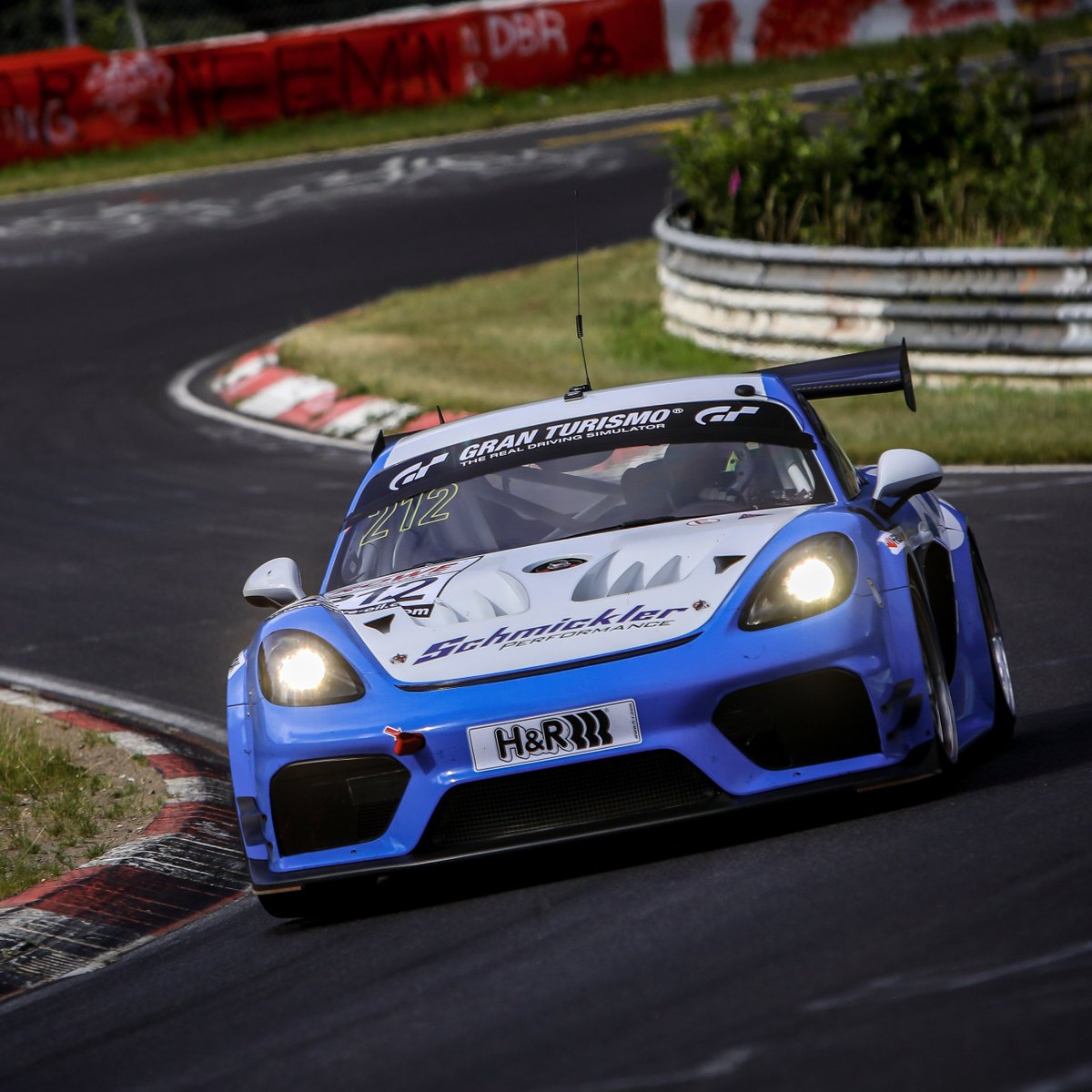 JaguarLakewood's tweet photo. PorscheRaces: #NLS 2 - A quick look into the @vln_de classes after qualifying. Fastest in #Cup3 #CaymanGT4Trophy: car #917; P1 in #SP7 for @MUEHLNERMOTORS  #911GT3Cup No 62; #CaymanGT4 No 212 leads in #SP6 category; #718CaymanS of @JulesGounon is 1st in … https://t.co/VYPqYygzvW