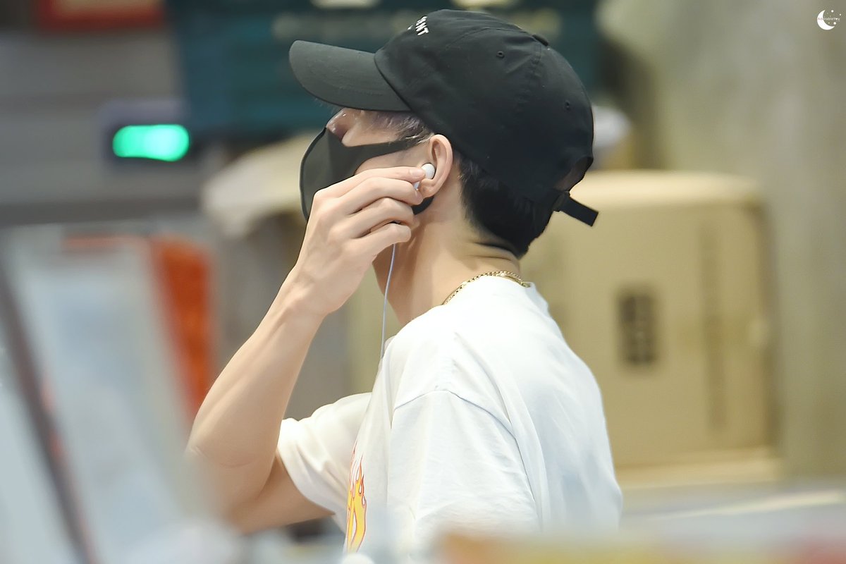  #GOT7    @GOT7Official