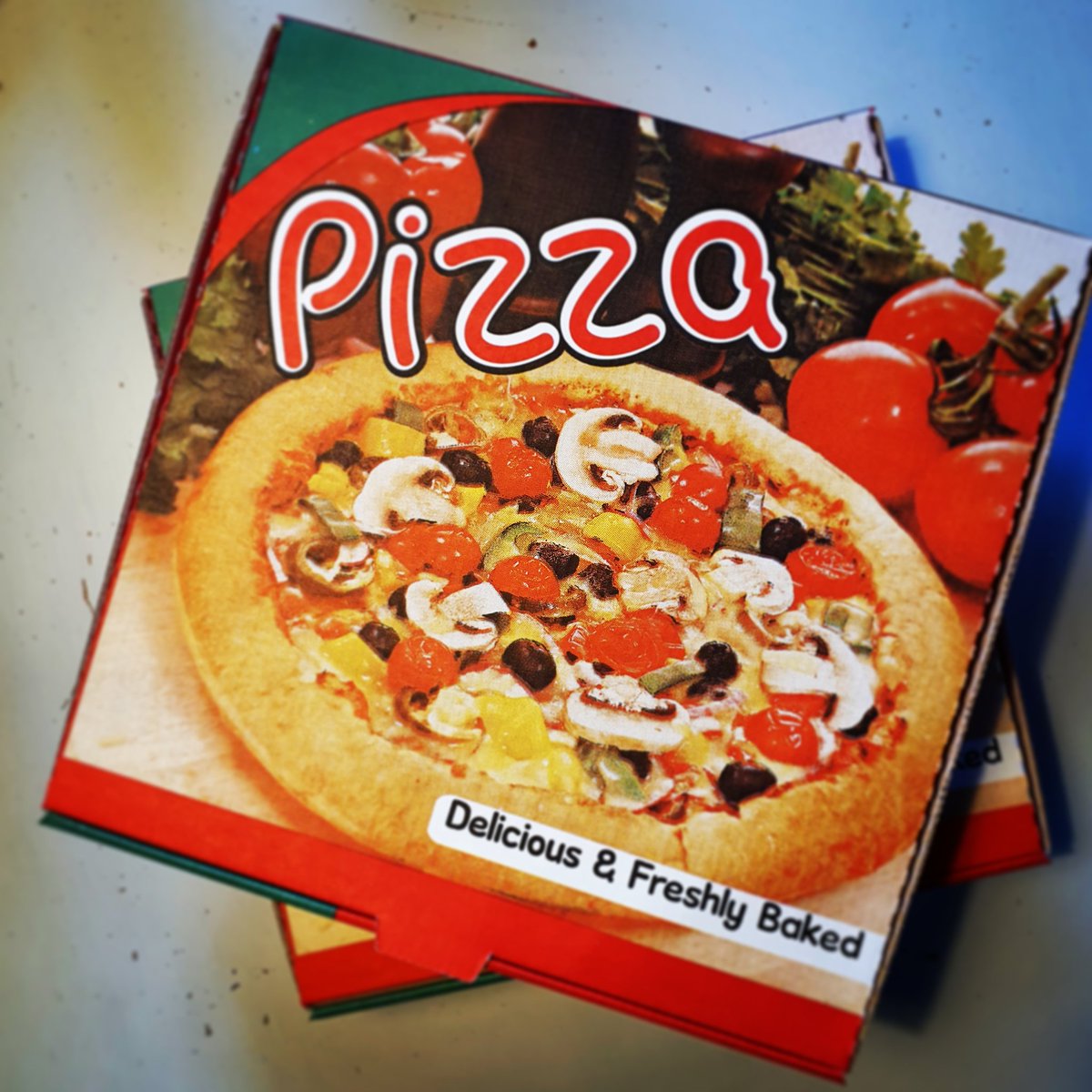 Who's missed proper stone-baked pizza? 🍕❤️🇮🇹

Don't forget our full restaurant menu is available for takeaway (collection only) - just give the restaurant a call from 5pm on 01254 236618.

#francos #italian #pizza #stonebaked #oswaldtwistle #accrington #blackburn #hyndburn