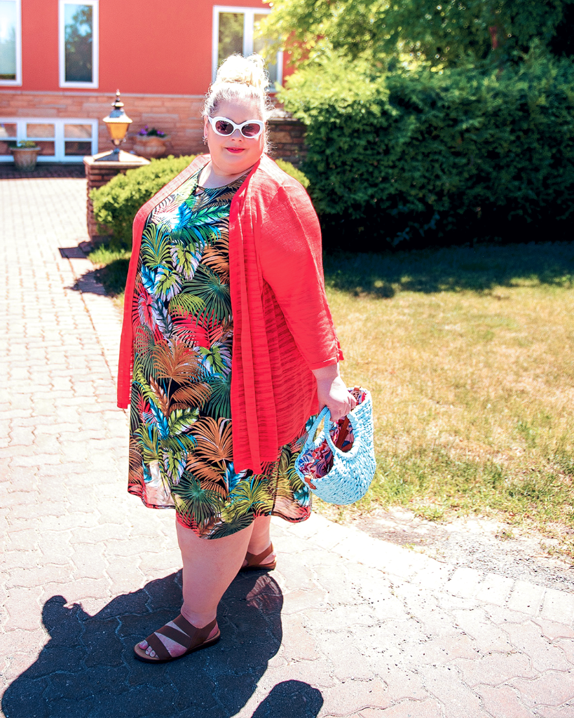 Here’s a little weekend outfit inspiration from <a href="/mustangsallytwo/">Lisa Schoenberger</a>. 
Shop: spr.ly/6015GurAX