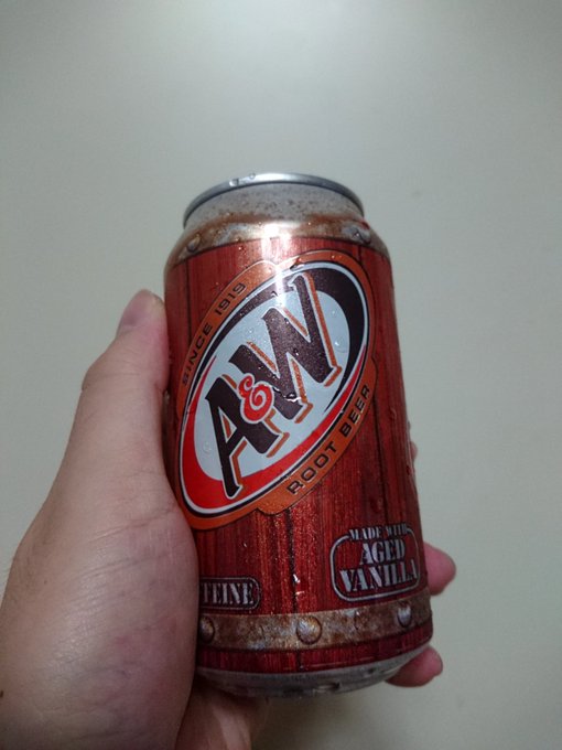 おだのぶから貰った飲み物、ジジイの膝みたいな味するんだけどこれ何??????? 