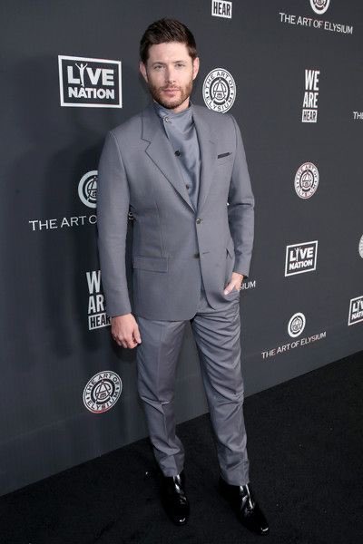 jensen ackles as macarons: a thread