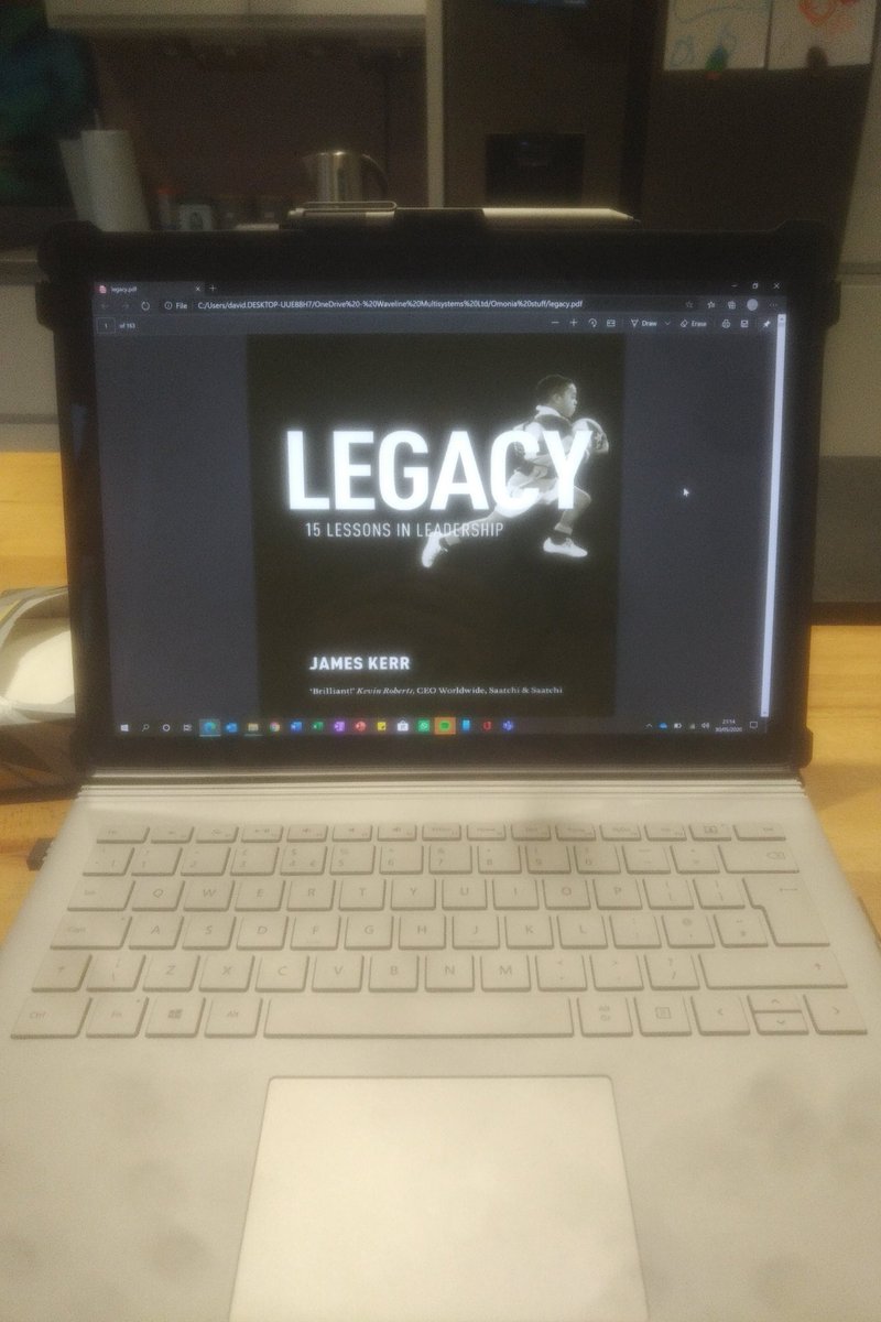 Daveyp1180's tweet image. Thank you @power_ray for the last 7 Saturday's Learnt so much and have come away a better coach for it. See you on the next one! 🧠🥊⚽⚽💚 #coachdevelopmentprogram #coaching #development #inspire #alwayslearning