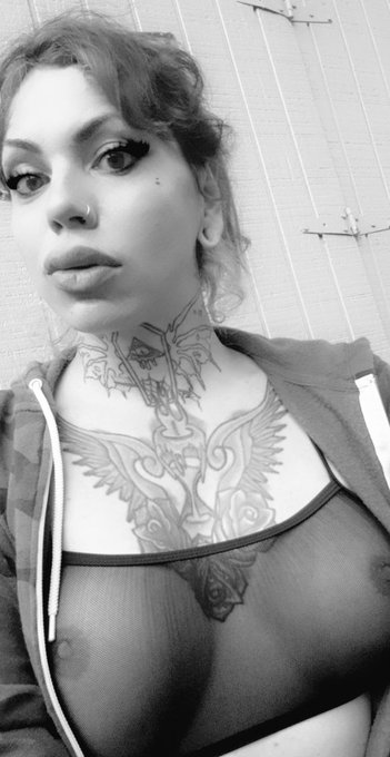 Everybody have a safe weekend. https://t.co/vnvEPe4syc<a href="/tag/tranny"class="tags"><span>#tranny</span></a><a href="/tag/sissy"class="tags"><span>#sissy</span></a><a href="/tag/tgirl"class="tags"><span>#tgirl</span></a><a href="/tag/shemale"class="tags"><span>#shemale</span></a><a href="/tag/ts"class="tags"><span>#ts</span></a><a href="/tag/groobygirl"class="tags"><span>#groobygirl</span></a>