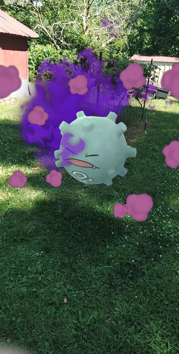 ProfRedwood0802's tweet photo. This Koffing showed up at the lab... It looks like it's in pain. Can someone tell me how to ease its pain? https://t.co/XUR6NXNDvx