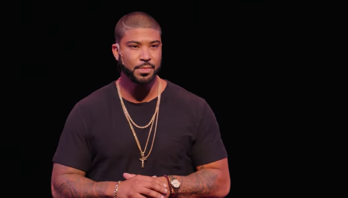 TEDx's tweet photo. "As teachers we must be able to personally connect with each and every one of our students in a way that validates everyone ... When it comes to our black boys, we need to consider the complicated politics of representation." @callmemrmorris https://t.co/ffadYrm72S https://t.co/eOvxB4FBdD