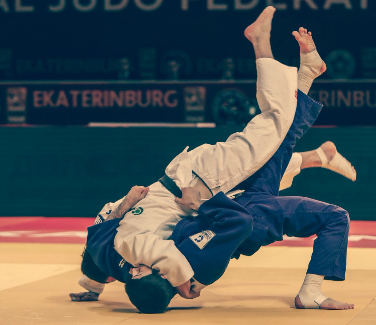 rksvictoriajudo's tweet photo. #76ZIOLO Judoπͺπͺπͺ #Mizuno #Ippon #JudoPasion #Fight #NeverGiveUp #NiceSpendTime #Friends #People #Kappa #adidas #Belt https://t.co/jnU6Uixk2M