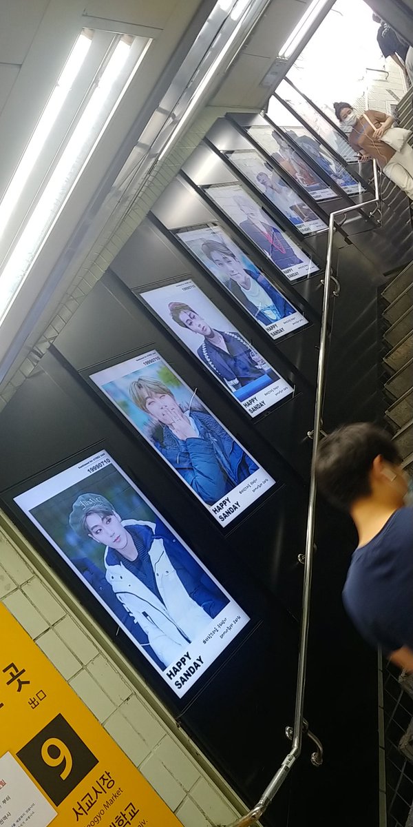 20181024AZ_'s tweet photo. #자랑스러운_우리산아_태어나줘서_고마워
@sunkissed0710 

사람들없을때 후다닥 찍었습니당

정말 딱 뜨자마자 너무 이뻐서
저의 눈 극락행했네요ㅠㅠㅠ
💓 https://t.co/ny1uWdbzWR