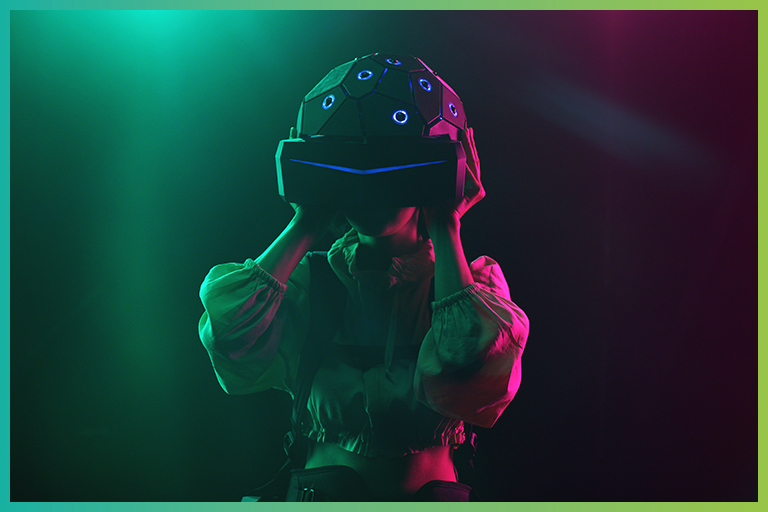 MichaelMack's tweet photo. The #Yullbe opening is getting closer! Let's have a first look at the special equipment exclusively designed for your exciting mission!
#VR #freeroaming @yullbe_official https://t.co/NLtScxWNWT