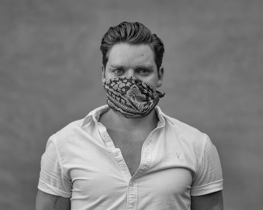 Gorgeous photos of #DomSherwood by his @SHO_Penny cast mate; @t_kretschmann . 
#WearTheDamnMask

 📷 Thomas Kretschmann 's IG 
#PennyDreadfulCityofAngels 
#pennydreadful