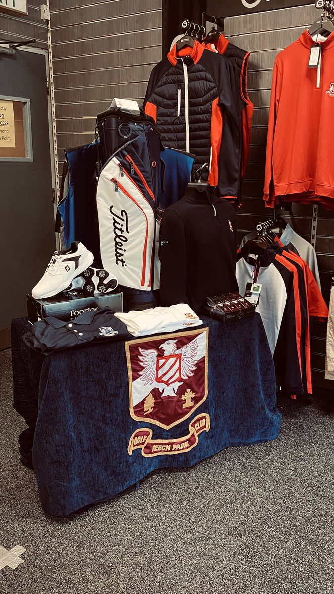 BeechParkGolf's tweet photo. Prizes for the first major of the year awaiting worthy winners! #honsec #hontreas https://t.co/JuJThCOZTL