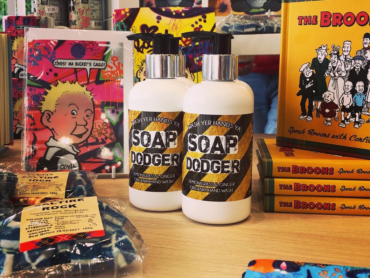 BornScotland's tweet photo. 🚨 New Supplier Alert 🚨 
Some new products have hit the store this weekend from @TwaBurdsSoaps &amp; gorgeous fresh flowers from @AritaKozlova 
@Bawbags face masks have been restocked &amp; we’re giving away a Scottish classic with every purchase -  @tunnocksuk teacakes for everyone! https://t.co/2ECEIUovpd