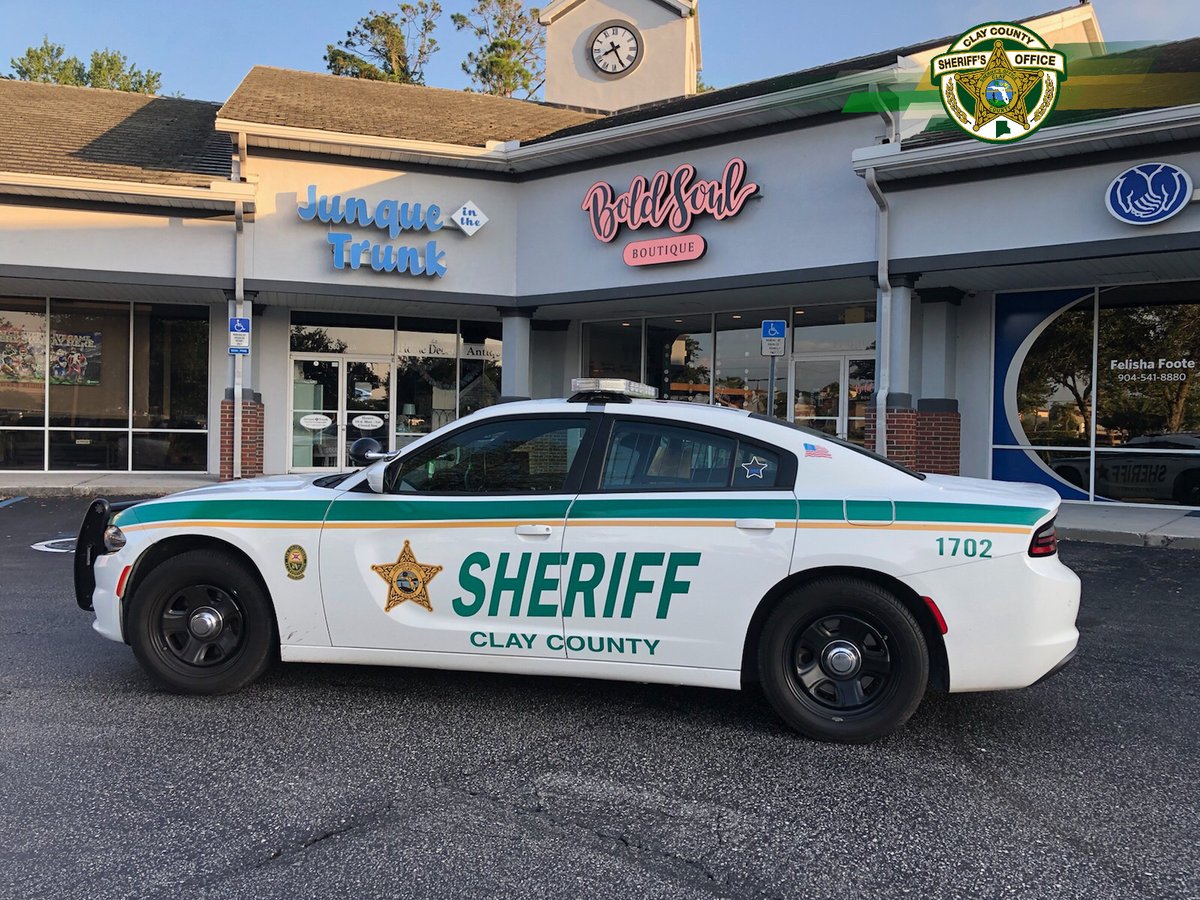 Every Friday you can catch us checking in on local businesses and organizations to let them know we're here for them! 
#CCSOFL 
#KeepingClaySafe 
#DriveThruFriday