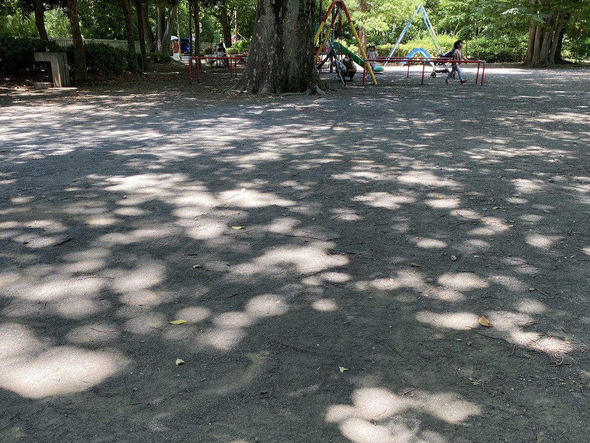 kagamidama's tweet photo. 九段下エンカウンターグループ、次回はオンラインではなく対面でひらきます。7月23日(木祝)13時半〜17時、梅雨が明けるころの開催です。 https://t.co/vYtQhBJZyu #円坐 #エンカウンターグループ https://t.co/SqW8XMO0f5