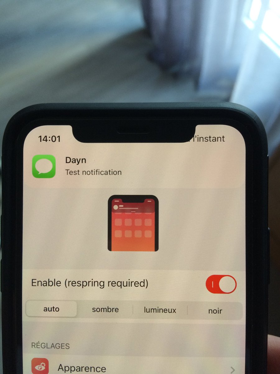 selantweet's tweet photo. @Jamie_Devvix Oop dumb me, you cannot see the notch in a screenshot 😂 please see this pic instead https://t.co/d9EVRIFAXX