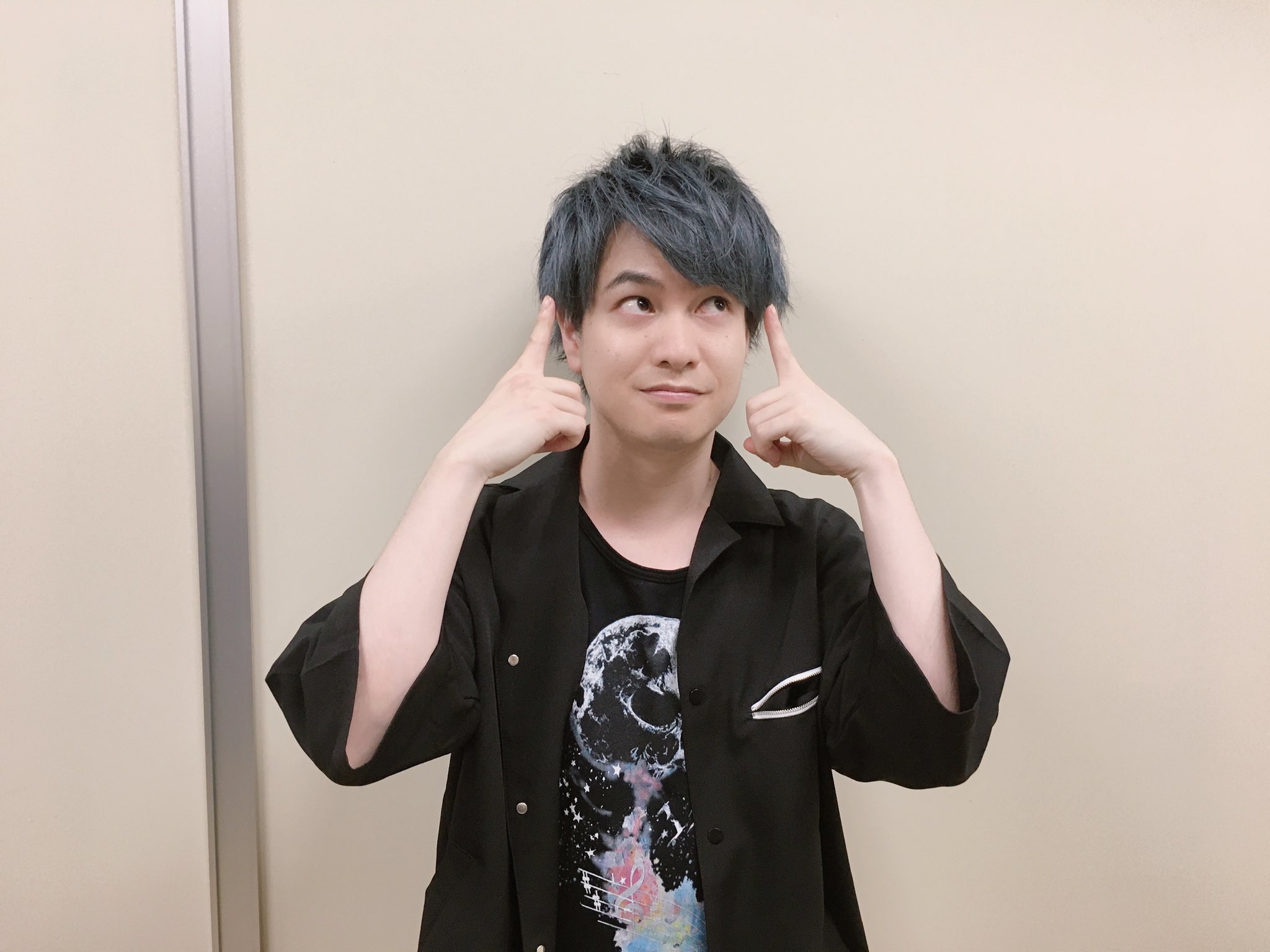 小林裕介 ゆずラジ生しぼりを見てくれた民草たちありがとう 初の試みだったけど楽しんでもらえたなら嬉しいです ずっち ゲストの間島さんと千菅さん スタッフの皆さんもお疲れ様でした のんびりとハッシュタグの感想見よーっと やっぱ写真だと色が